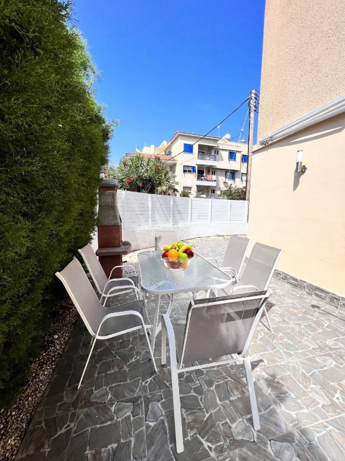 Pafia Sunbeach Townhouse Paphos Exterior foto